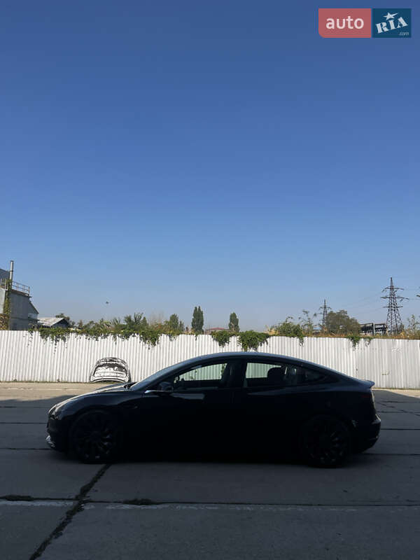 Седан Tesla Model 3 2019 в Одессе