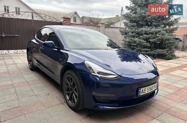 Седан Tesla Model 3 2020 в Дніпрі