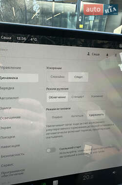 Седан Tesla Model 3 2022 в 