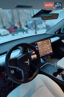 Седан Tesla Model 3 2019 в Киеве