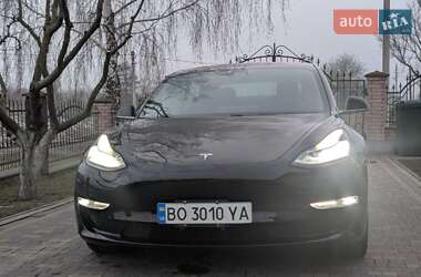 Седан Tesla Model 3 2018 в Тернополі