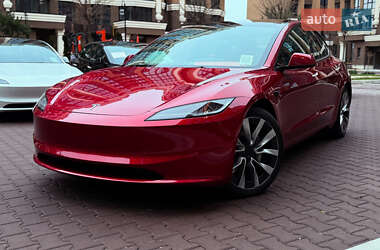 Седан Tesla Model 3 2024 в Киеве