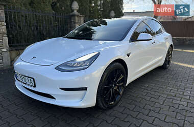 Седан Tesla Model 3 2018 в Ивано-Франковске