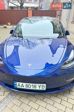 Седан Tesla Model 3 2022 в Днепре