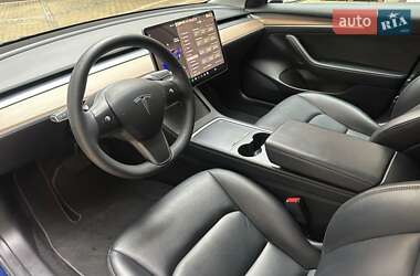 Седан Tesla Model 3 2022 в Днепре