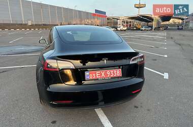 Седан Tesla Model 3 2019 в 