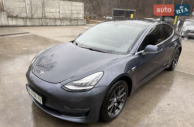 Седан Tesla Model 3 2019 в Києві