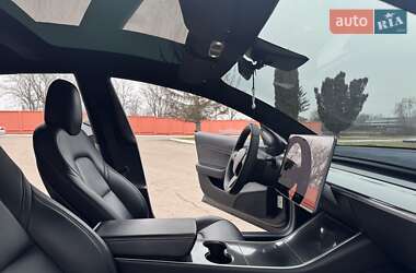 Седан Tesla Model 3 2018 в Хмільнику