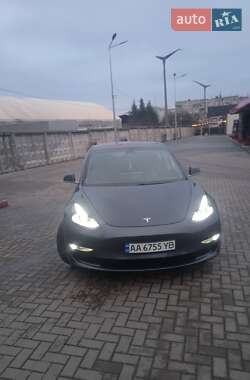 Седан Tesla Model 3 2019 в 