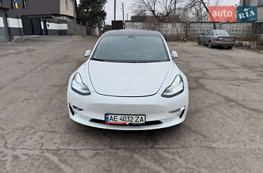 Седан Tesla Model 3 2019 в Дніпрі