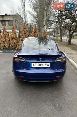 Седан Tesla Model 3 2018 в 
