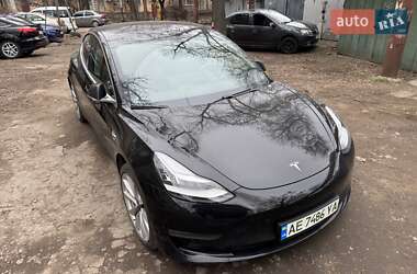 Седан Tesla Model 3 2018 в Дніпрі