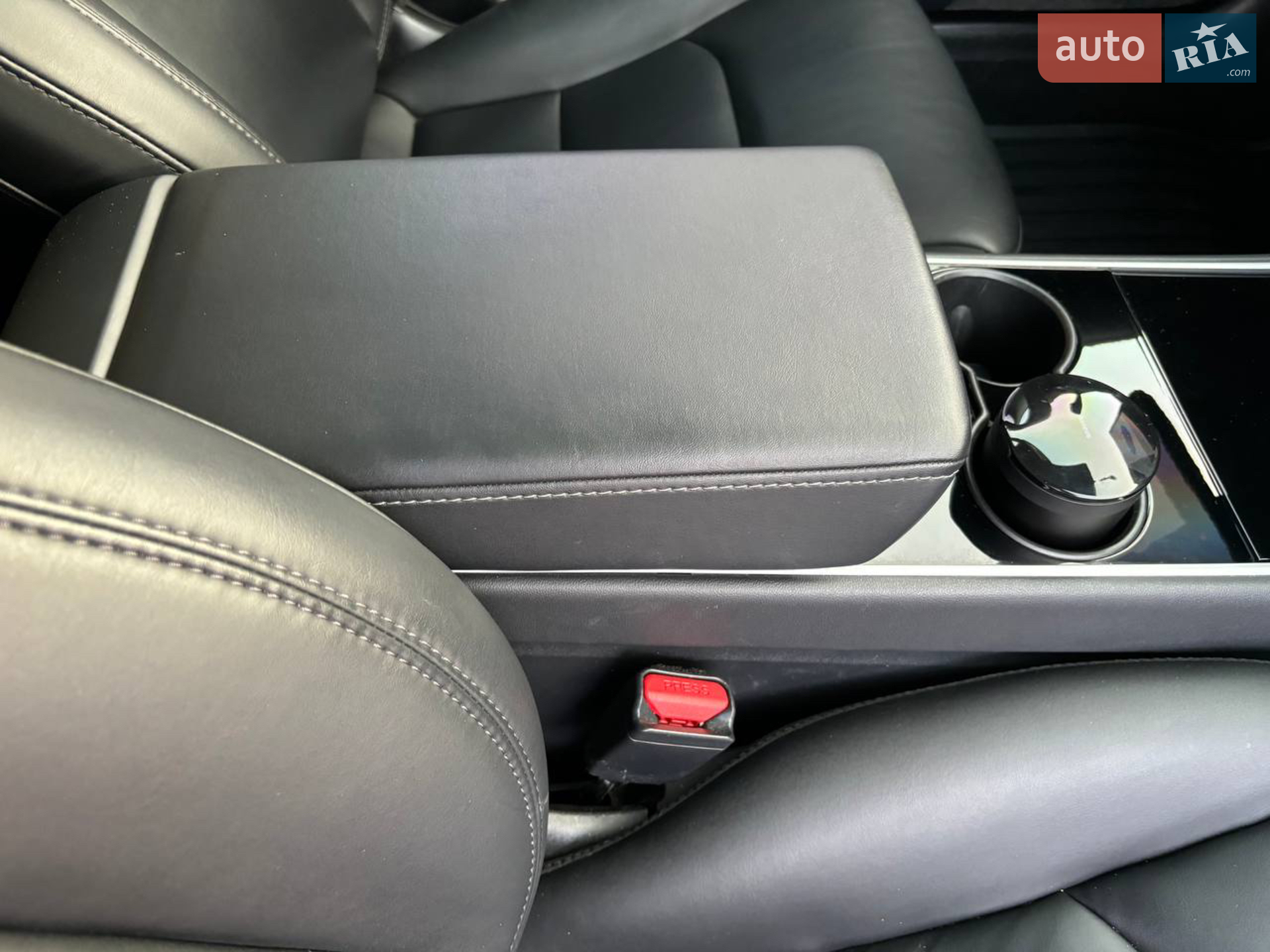 2020 Tesla Model 3 - мініатюра 18