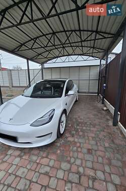 Седан Tesla Model 3 2021 в Полтаві