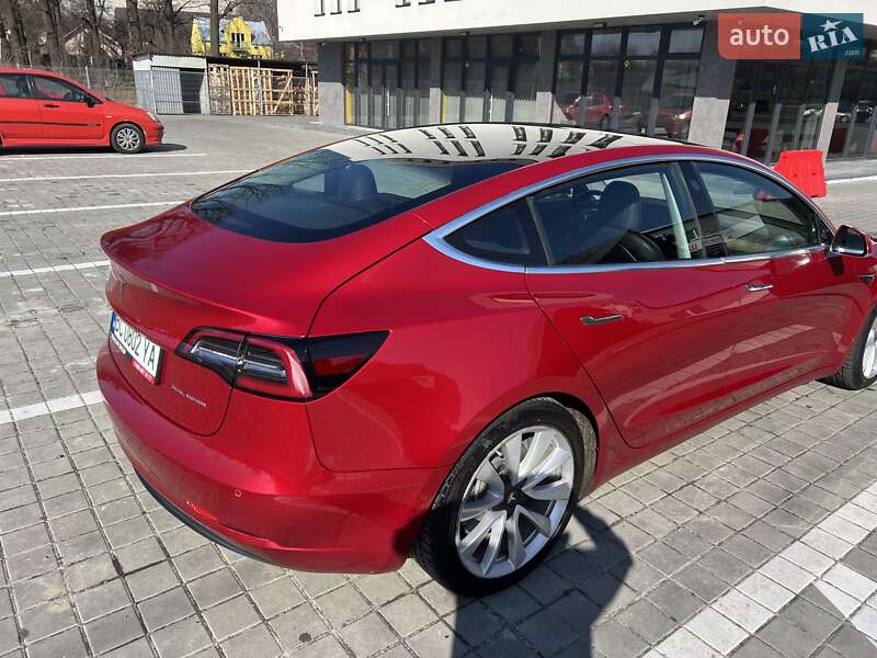 Седан Tesla Model 3 2018 в Львові фото 8 Седан Tesla Model 3 2018 в Львові