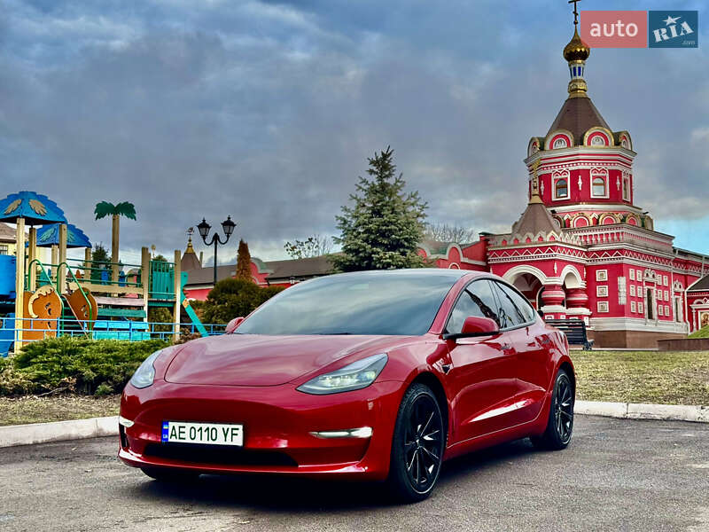 Tesla Model 3 2022