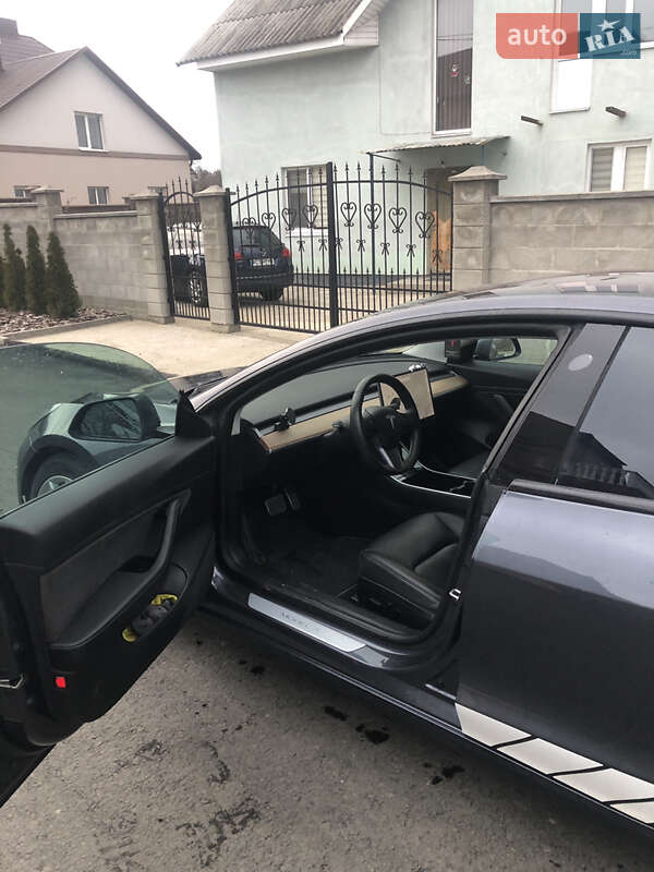Седан Tesla Model 3 2018 в Ровно фото 14 Седан Tesla Model 3 2018 в Ровно