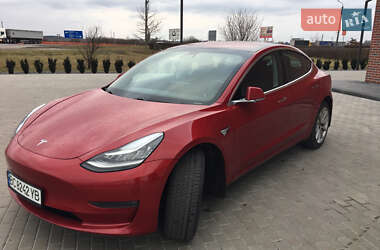Седан Tesla Model 3 2018 в 