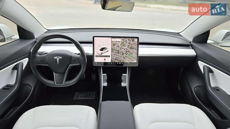 Седан Tesla Model 3 2019 в Николаеве