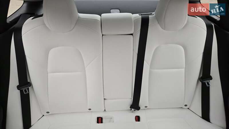 Седан Tesla Model 3 2019 в Николаеве