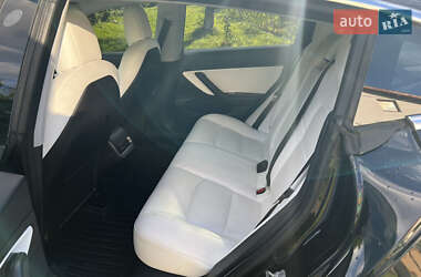Седан Tesla Model 3 2018 в 