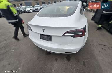 Седан Tesla Model 3 2020 в Новоселках