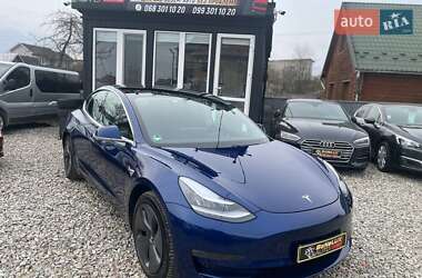 Седан Tesla Model 3 2019 в Коломиї