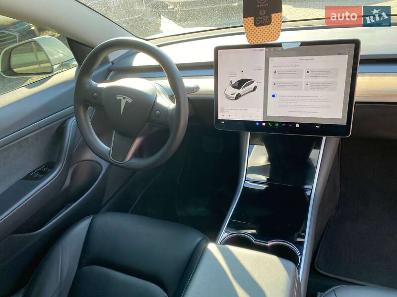 Седан Tesla Model 3 2020 в Львове фото 10 Седан Tesla Model 3 2020 в Львове