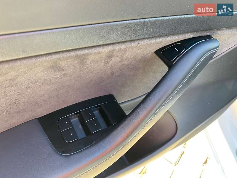 Седан Tesla Model 3 2020 в Львове фото 12 Седан Tesla Model 3 2020 в Львове