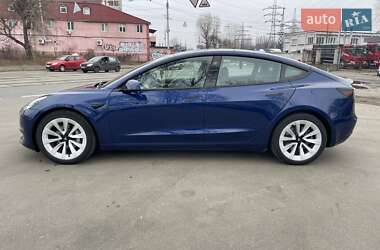 Седан Tesla Model 3 2022 в Києві