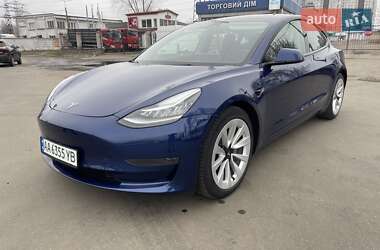 Седан Tesla Model 3 2022 в Києві