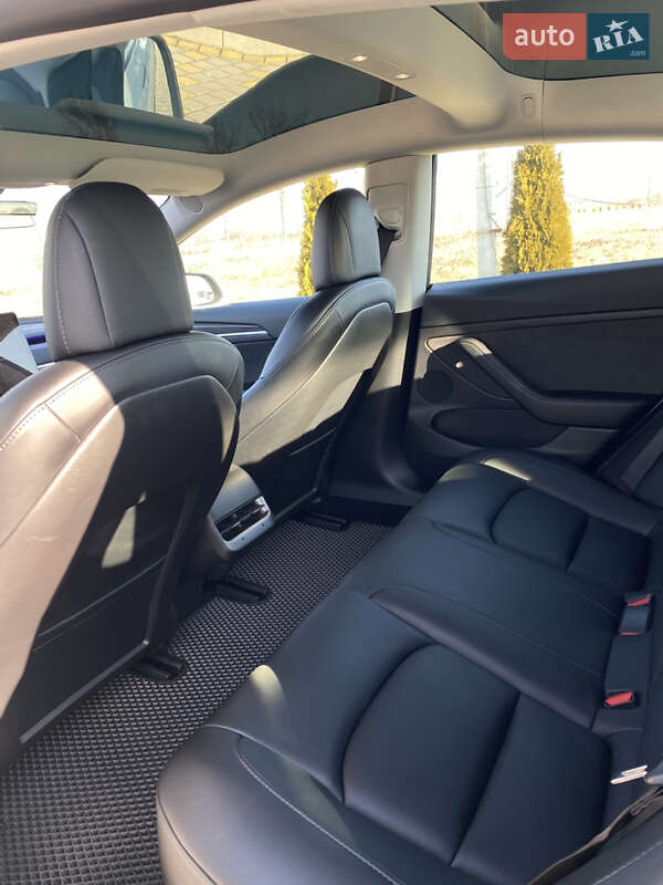 Седан Tesla Model 3 2021 в Иршаве фото 14 Седан Tesla Model 3 2021 в Иршаве