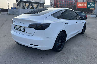 Седан Tesla Model 3 2019 в Львове