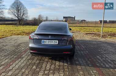 Седан Tesla Model 3 2019 в Тячеве