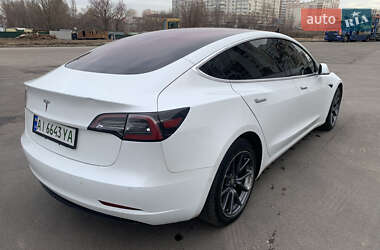 Седан Tesla Model 3 2018 в Киеве