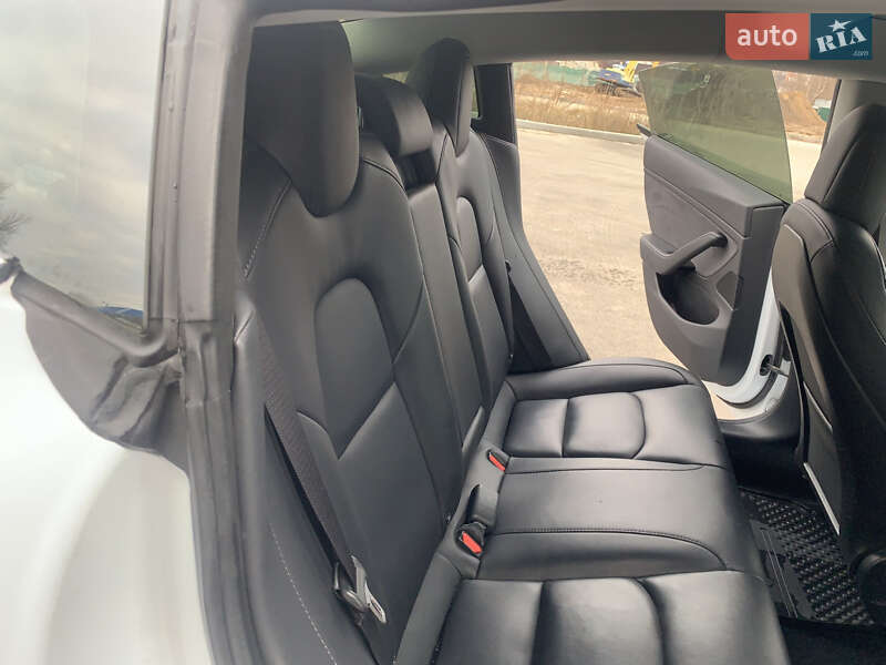 Седан Tesla Model 3 2018 в Києві фото 24 Седан Tesla Model 3 2018 в Києві