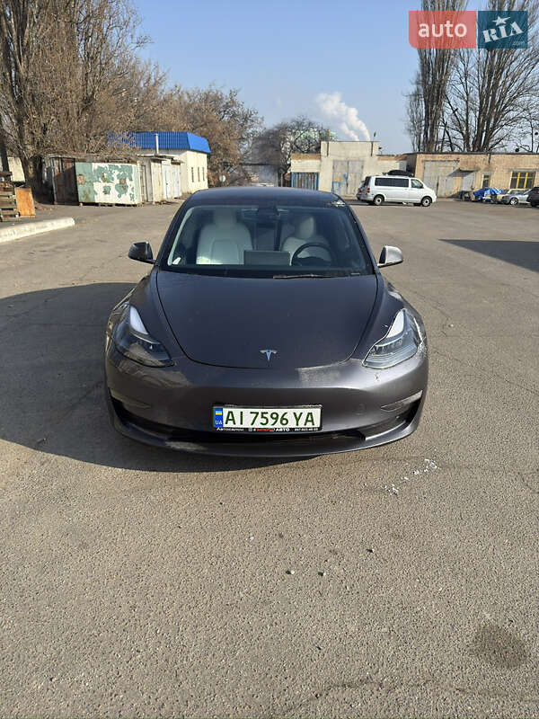 Седан Tesla Model 3 2023 в Киеве фото 2 Седан Tesla Model 3 2023 в Киеве
