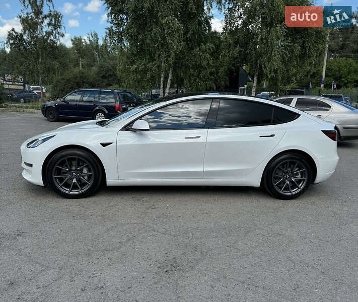 Седан Tesla Model 3 2021 в Полтаві фото 3 Седан Tesla Model 3 2021 в Полтаві