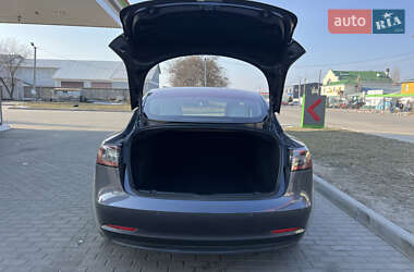 Седан Tesla Model 3 2018 в 