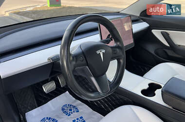 Седан Tesla Model 3 2018 в 