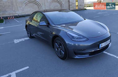 Седан Tesla Model 3 2021 в Києві