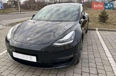 Седан Tesla Model 3 2019 в Стрые