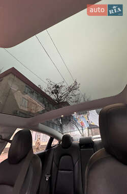 Седан Tesla Model 3 2018 в 