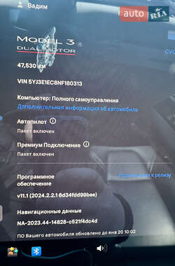 Седан Tesla Model 3 2022 в 