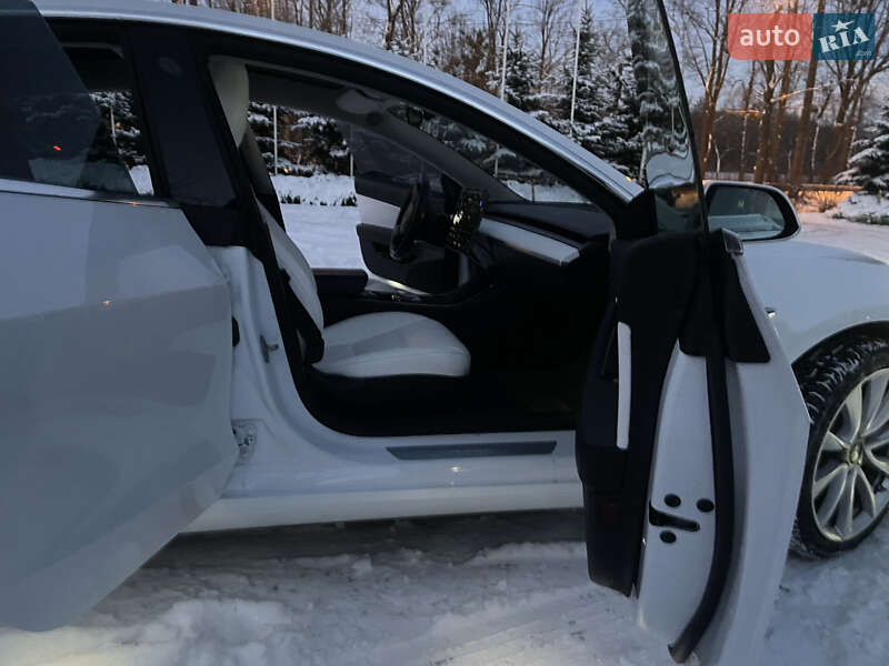 Седан Tesla Model 3 2018 в Харькове фото 15 Седан Tesla Model 3 2018 в Харькове