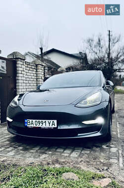 Седан Tesla Model 3 2018 в Олександрії