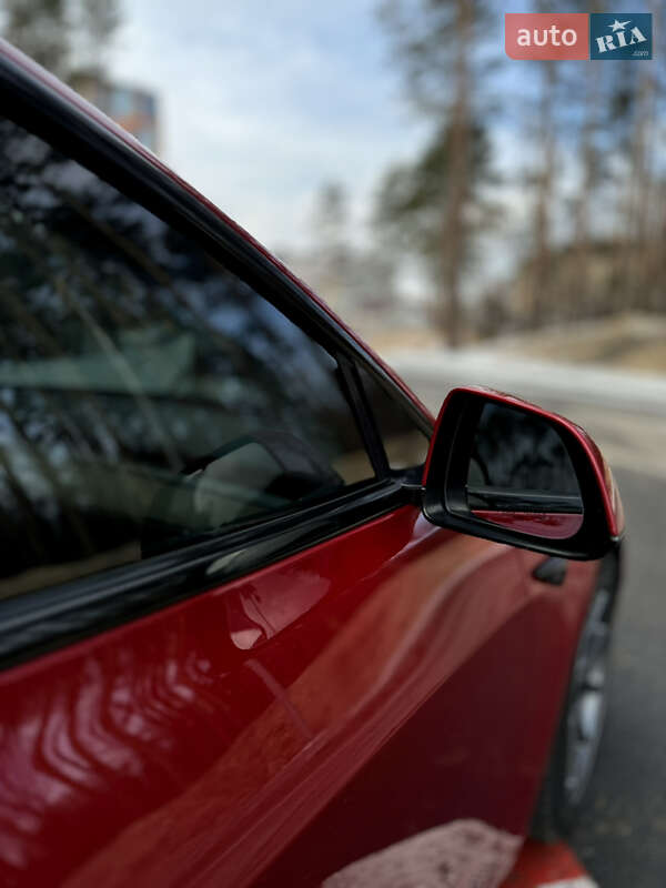 Седан Tesla Model 3 2018 в Житомирі