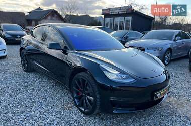 Седан Tesla Model 3 2019 в Коломые