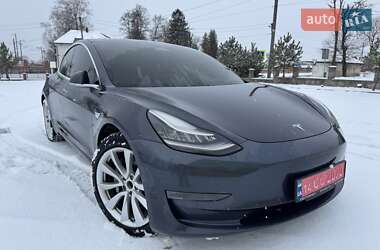 Седан Tesla Model 3 2018 в Самборі