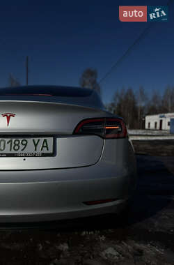 Седан Tesla Model 3 2018 в Киеве
